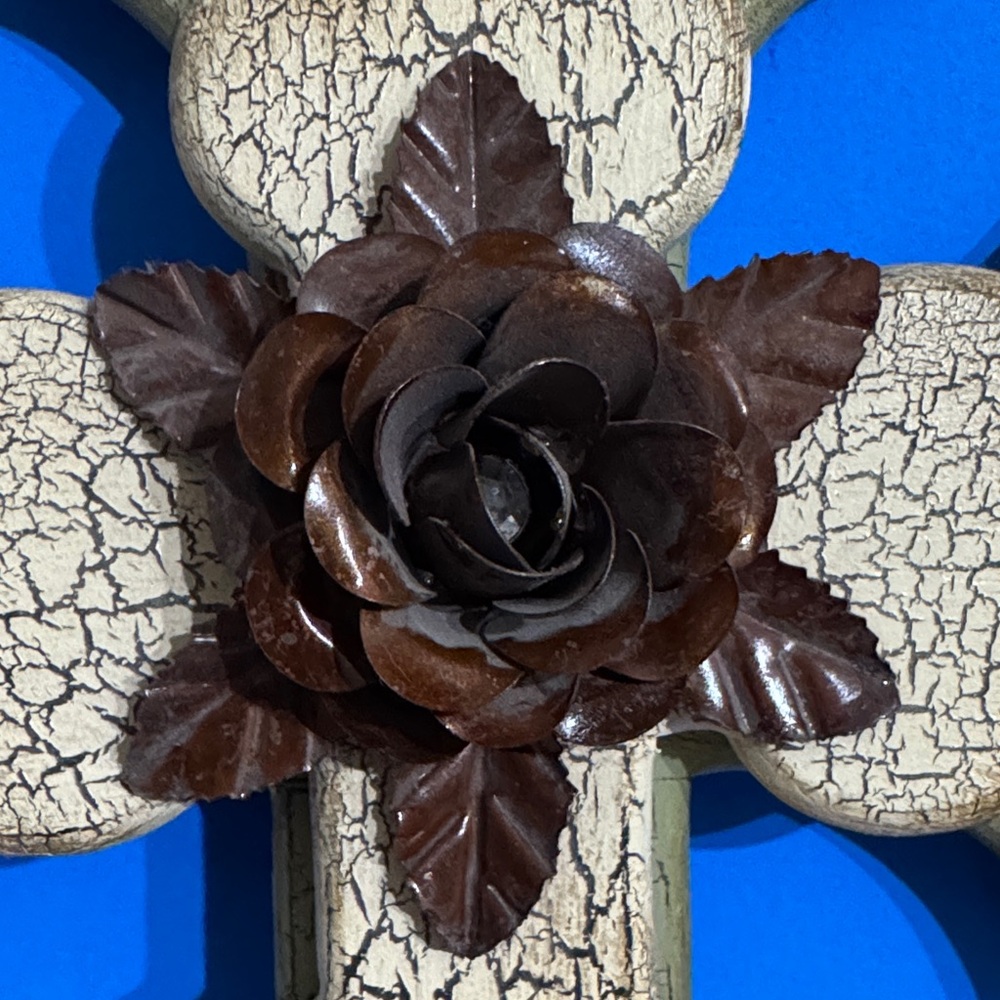 Rustic Green and Brown Wall Cross Decor - Picture 5 of 10